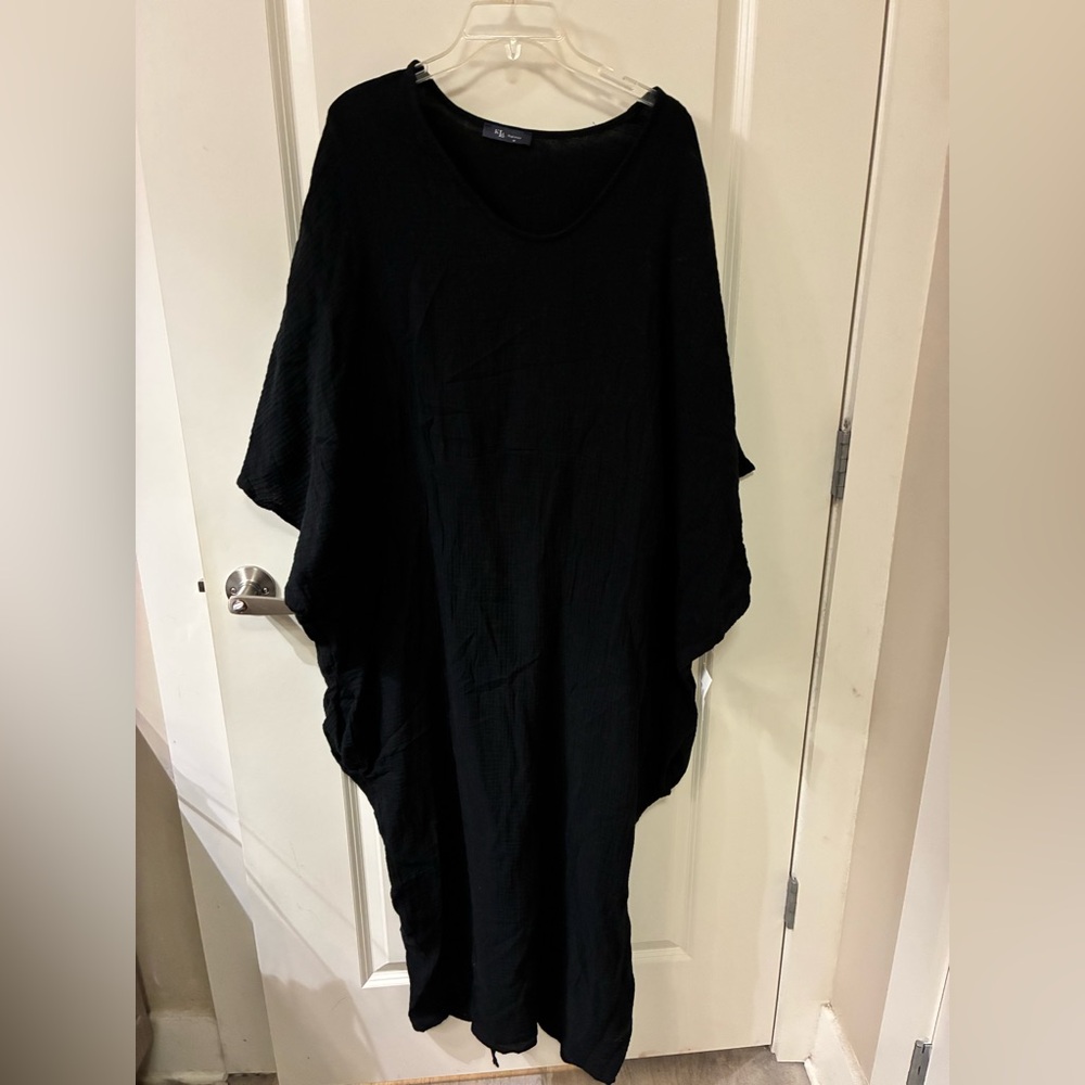 Women's Black Maxi Dress - Relaxed Fit